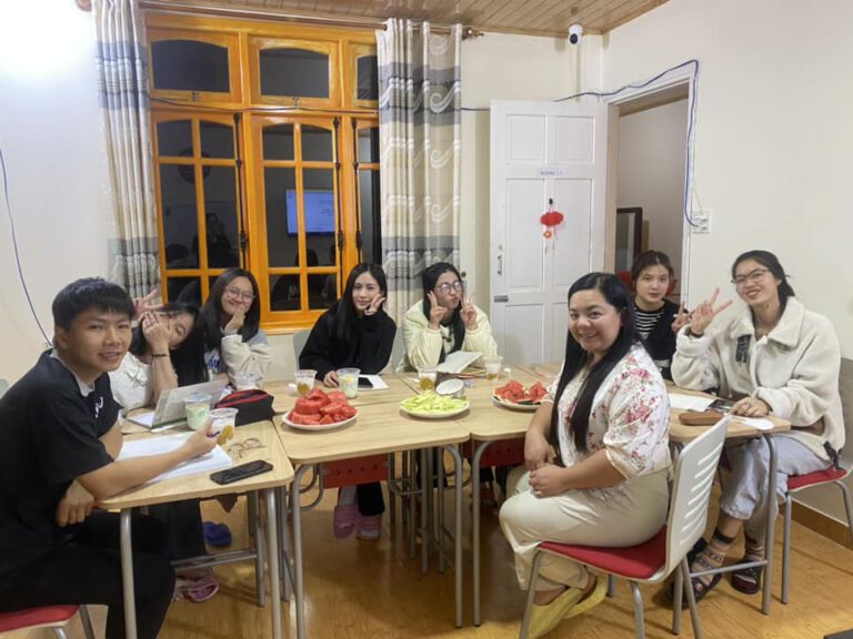 Talking and sharing about food