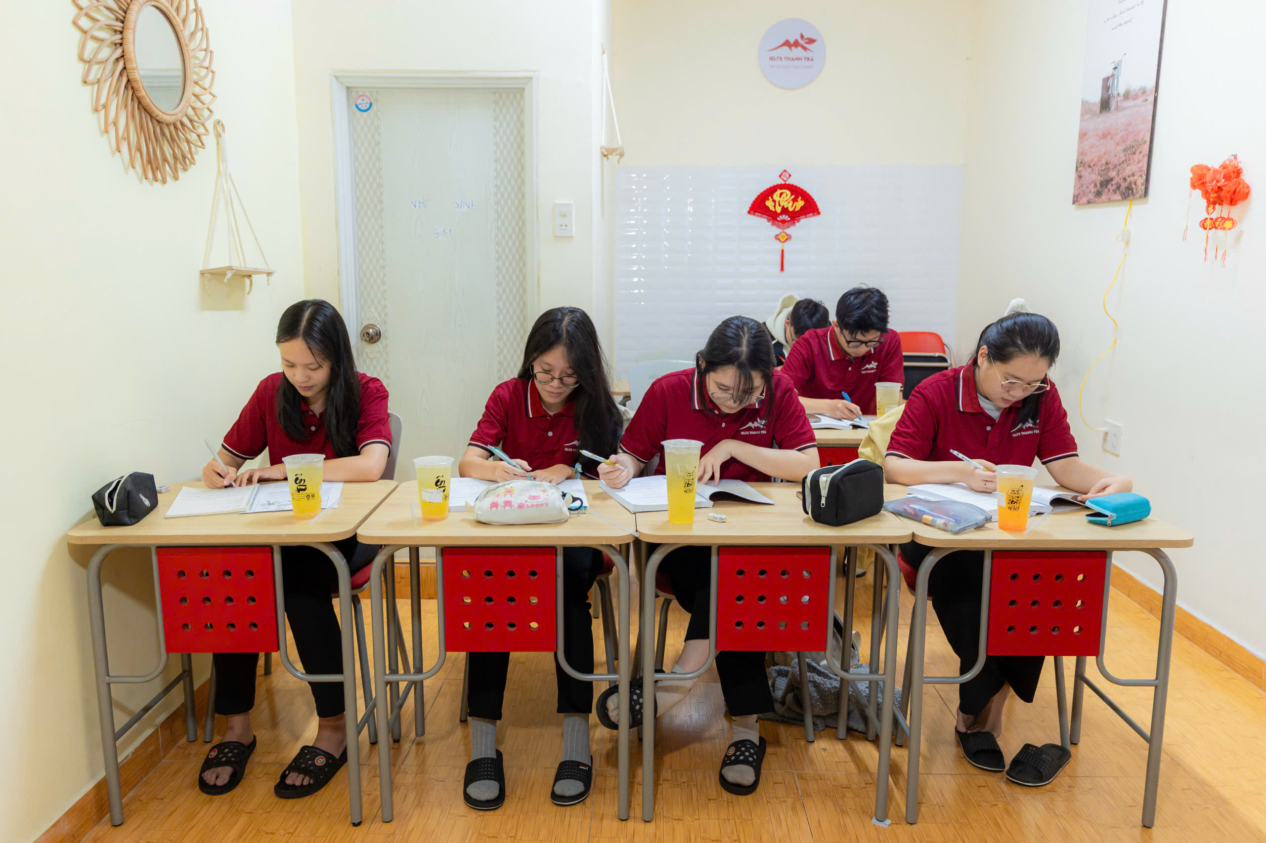 Luyện thi APTIS ESOL B2 tại Đà Lạt cùng IELTS Thanh Trà