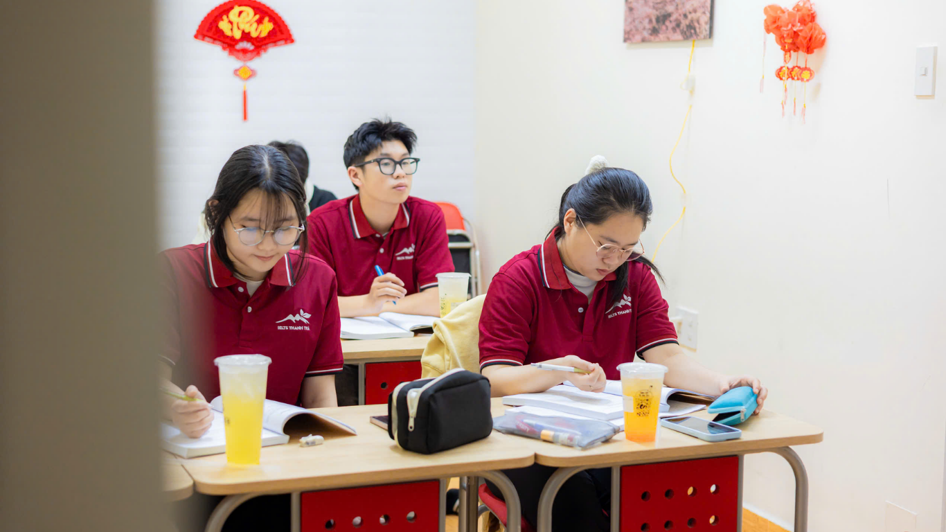 Tiếng Anh Giao Tiếp Cho Người Lớn Tại IELTS Thanh Trà 2026