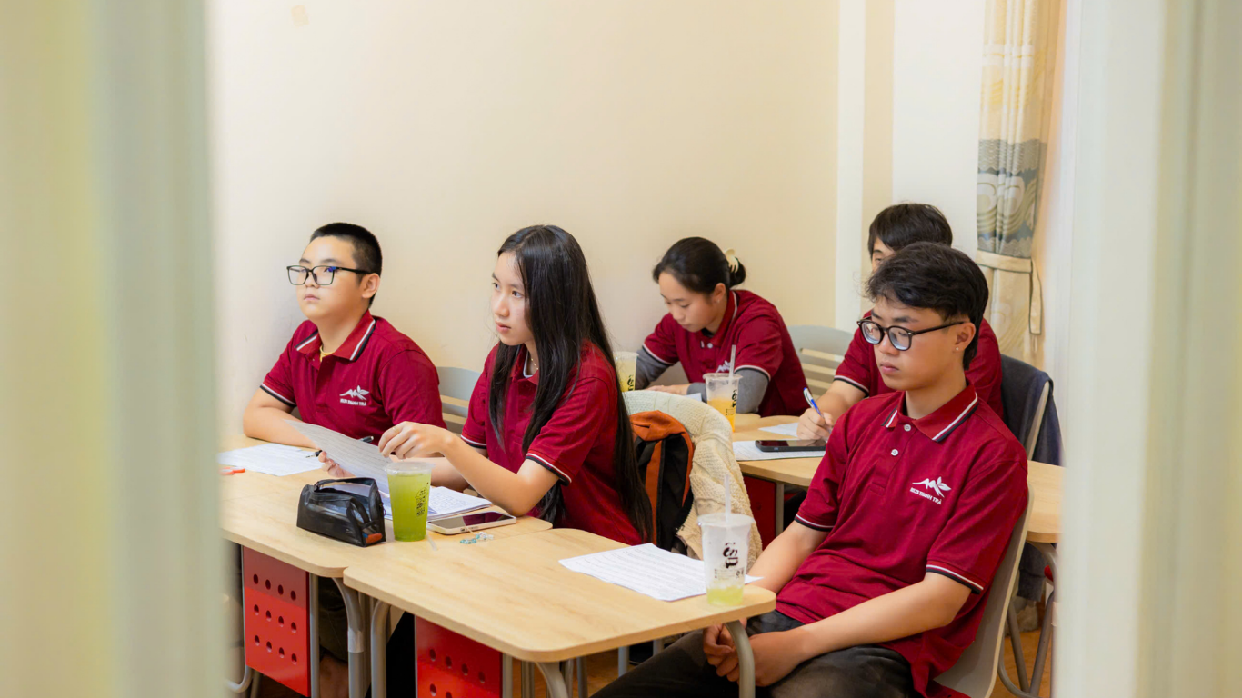 Luyện Thi APTIS A2 Lên B2 tại IELTS Thanh Trà