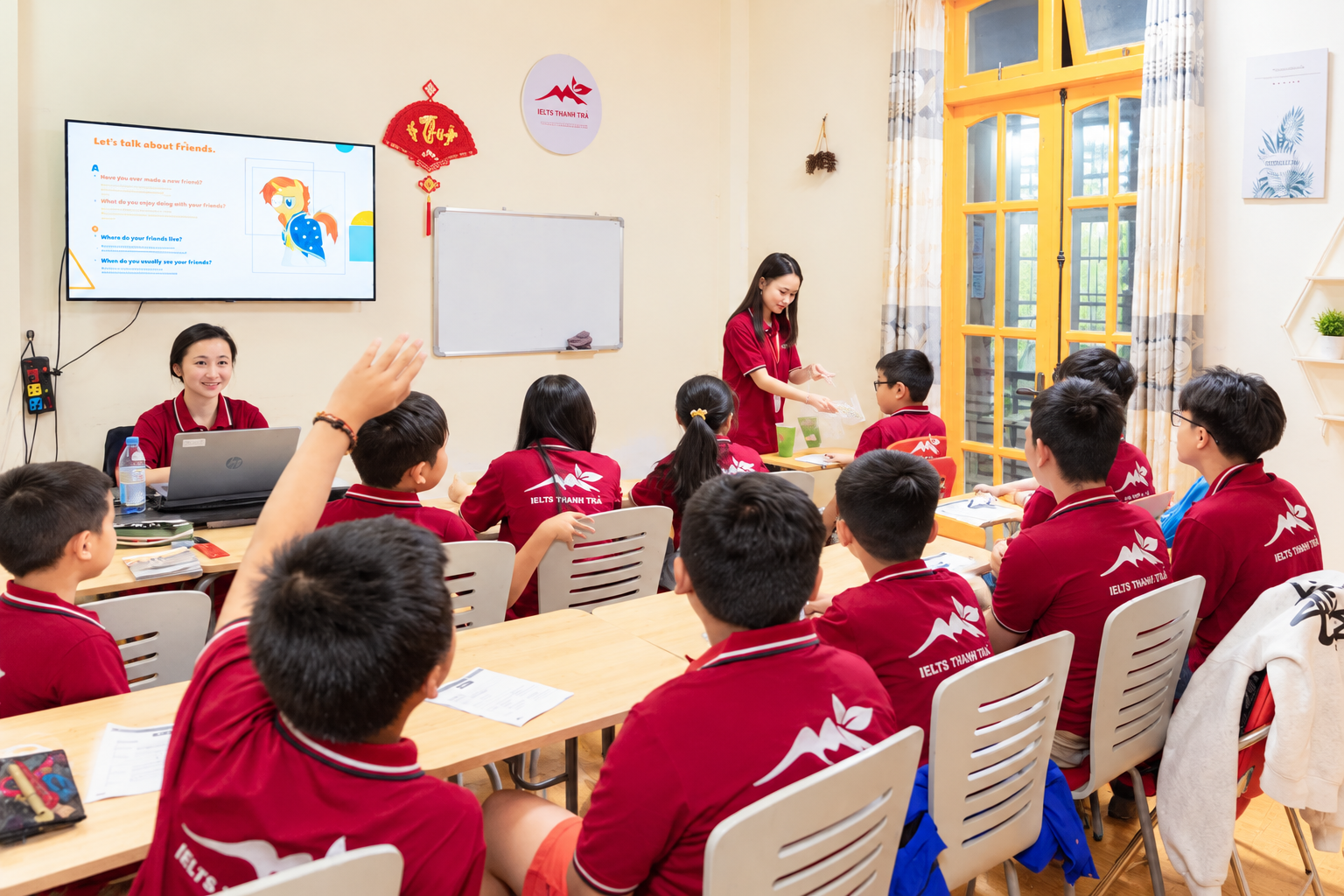 Phụ huynh đồng hành học IELTS Đà Lạt: 4 cách hỗ trợ không tạo áp lực